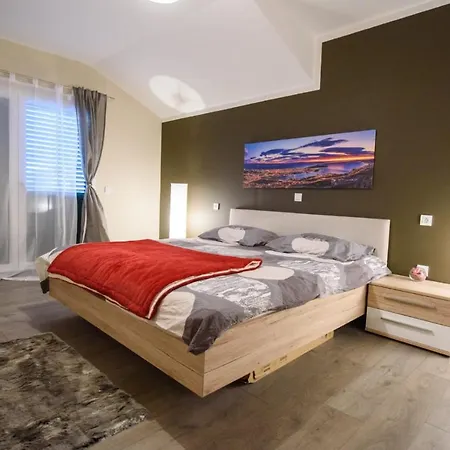 Villa Lorena Private Pool Near Split & Trogir