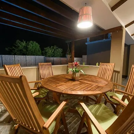 Villa Lorena Private Pool Near Split & Trogir *